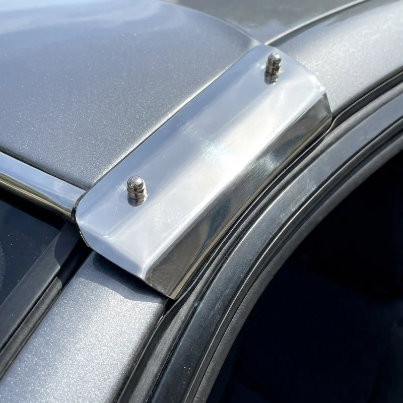 GMC C6500 Topkick Sunvisor Mounting Bracket Kit (1997 - 2009) - 1