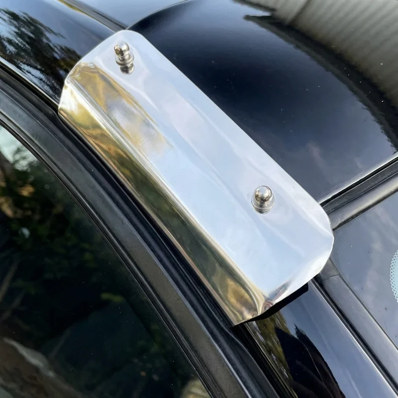 GMC C8500 Topkick Sunvisor Mounting Bracket Kit (2003 - 2009) - 1