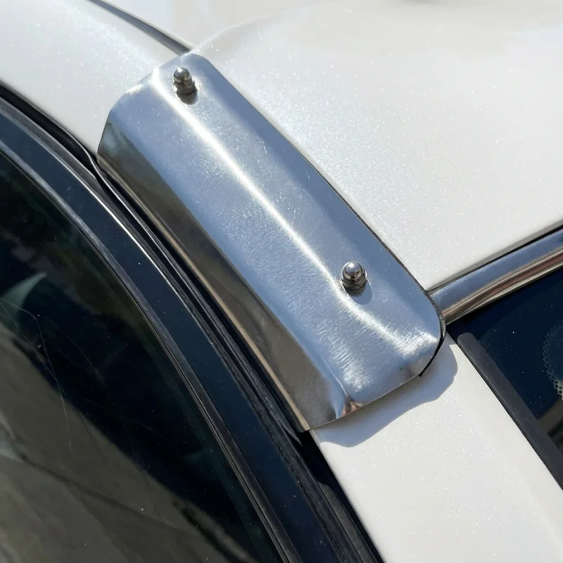 GMC W5500 Forward Monteringsbeslag til Solskærm (1988 - 2010) - 1