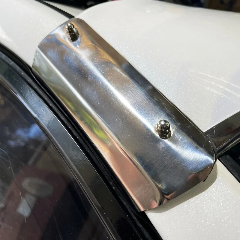 Hino FD17 Sunvisor Mounting Bracket Kit (1988 - 1992) - 1