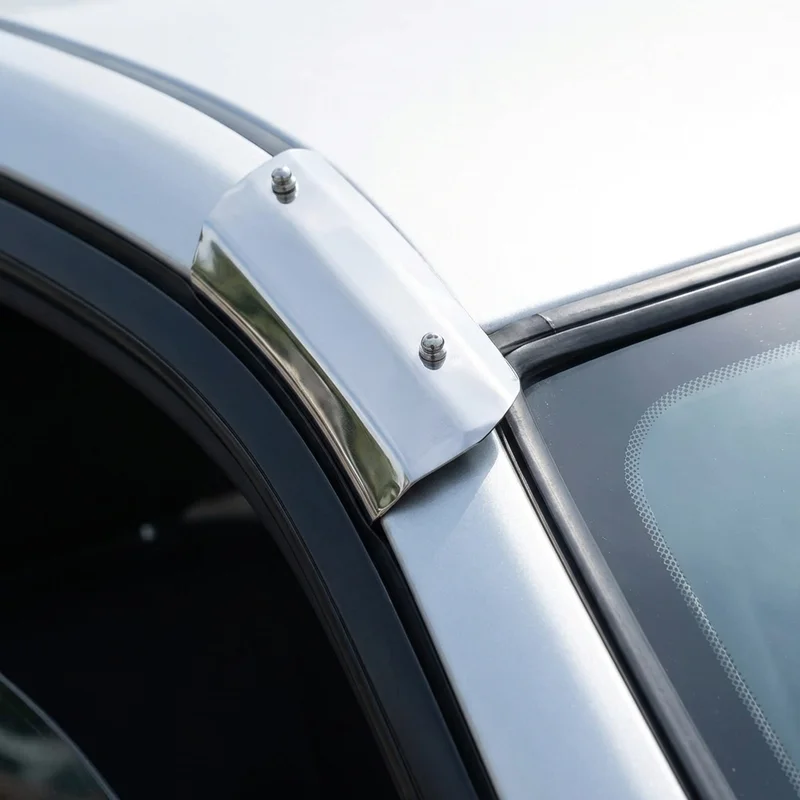 Honda City monteringsbrakett for solskjerm (2010 - 2021) - 1