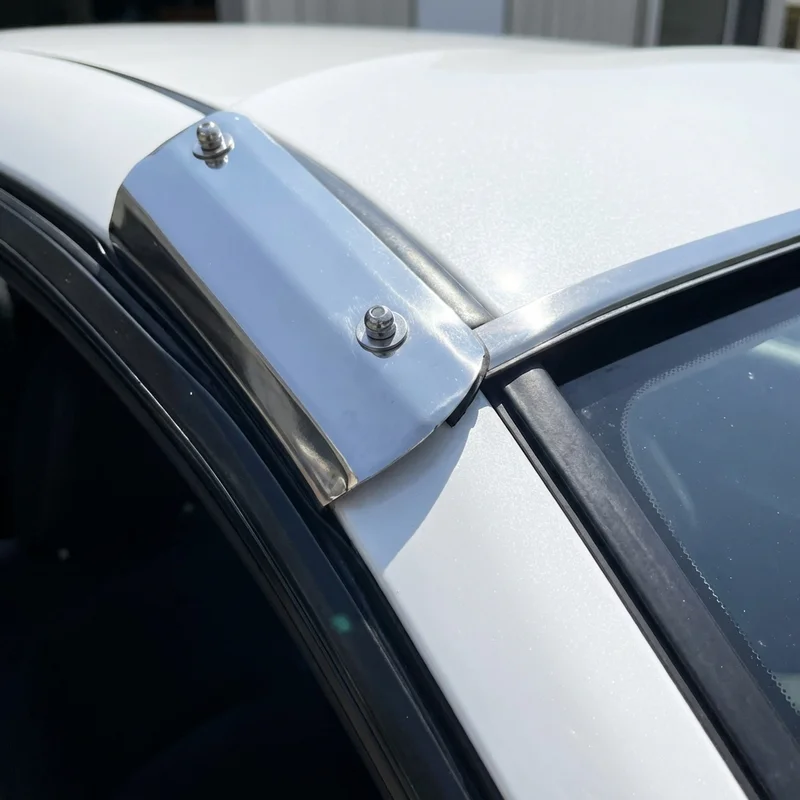 Hyundai Entourage Sunvisor Mounting Bracket Kit (2007 - 2010) - 1