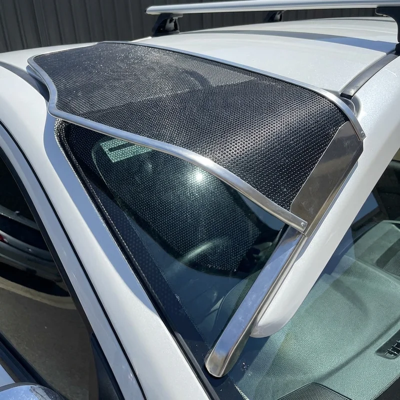 Hyundai Santa Fe Mesh Windscreen Sunvisor (2001 - 2025) - 1