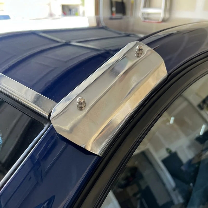 Hyundai Santa Fe Sport Sunvisor Mounting Bracket Kit (2013 - 2018) - 1