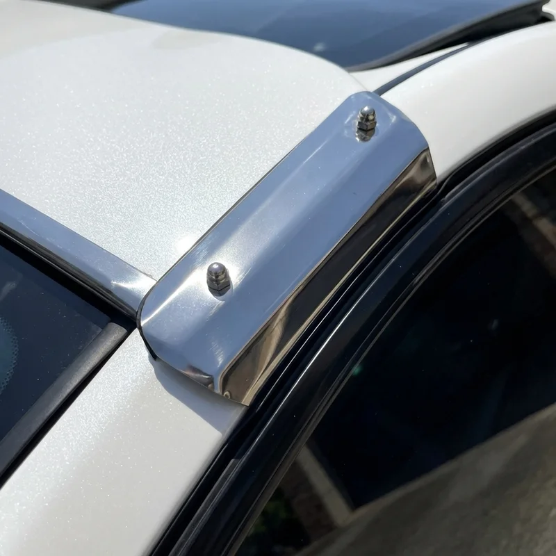 Hyundai Santa Fe XL Sunvisor Mounting Bracket Kit (2013 - 2019) - 1