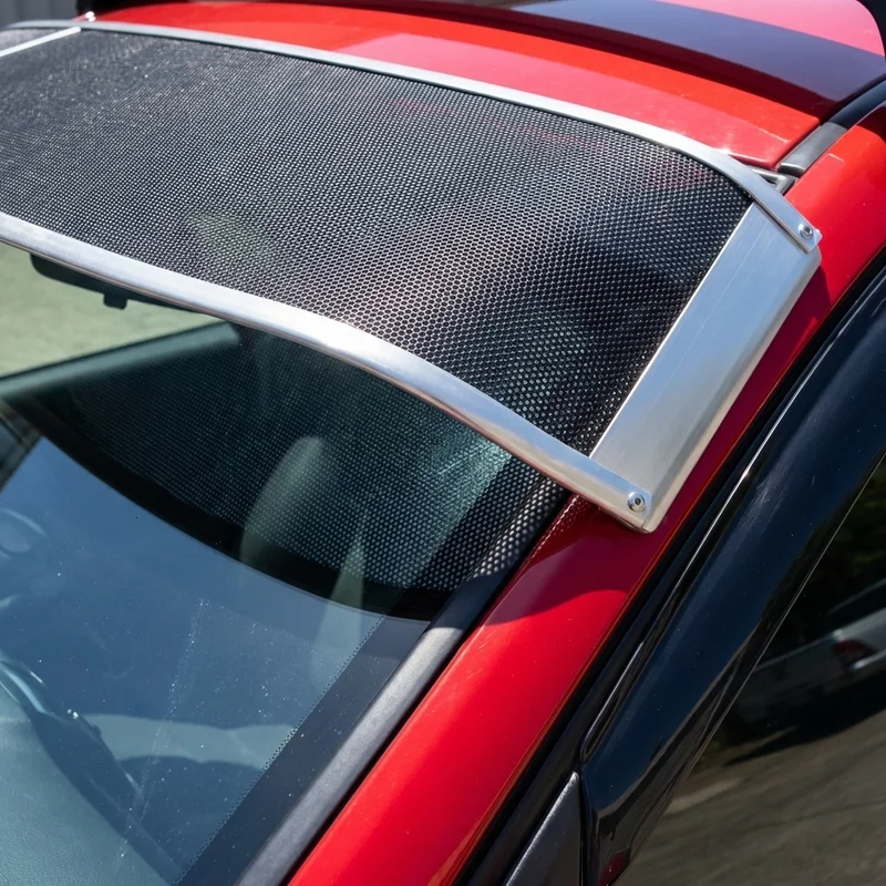 Hyundai Santa Fe XL Mesh Windscreen Sunvisor (2013 - 2019) - 1