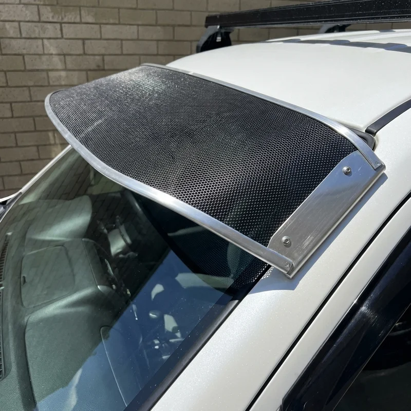 Hyundai Tucson Mesh Windscreen Sunvisor (2005 - 2025) - 1