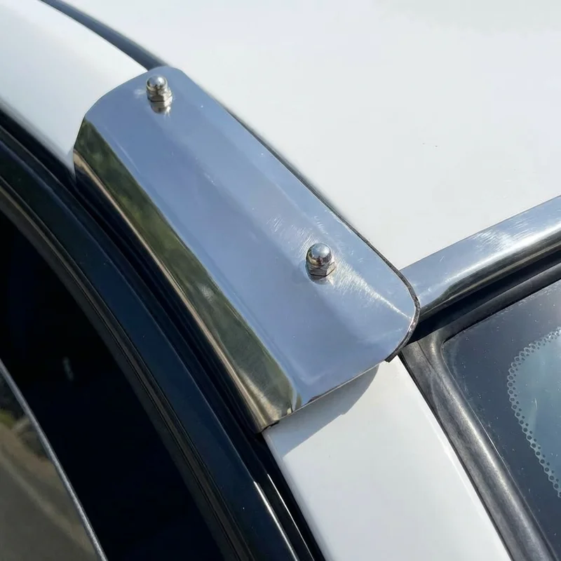 IC Corporation 3000 Chassis Sunvisor Mounting Bracket Kit (2005 - 2007) - 1