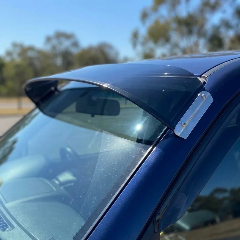 INFINITI QX56 Solid Acrylic Windscreen Sunvisor (2004 - 2013) - 1