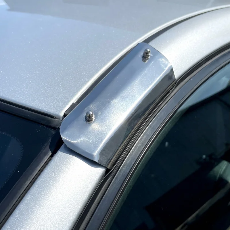 INFINITI QX70 Sunvisor Mounting Bracket Kit (2014 - 2020) - 1