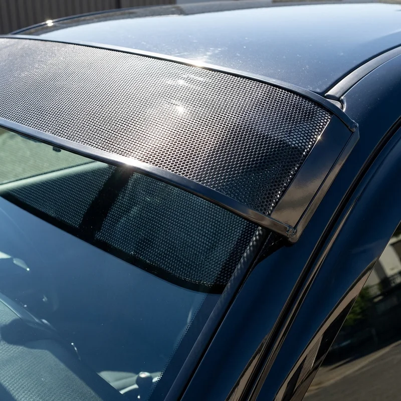 International 1652UPS Mesh Windscreen Sunvisor (1990 - 1991) - 1