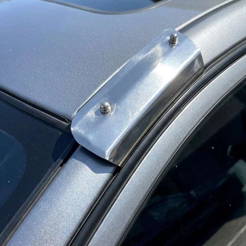 International 4200LP skydelio tvirtinimo kronšteinų rinkinys (2003 - 2008) - 1