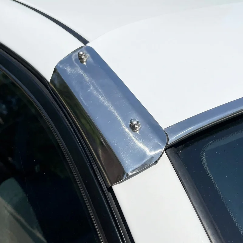 International 4300 Sonnenblenden-Halterungsset (2002 - 2020) - 1