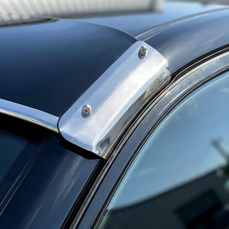 International 4600LP Sunvisor Mounting Bracket Kit (1990 - 1994) - 1