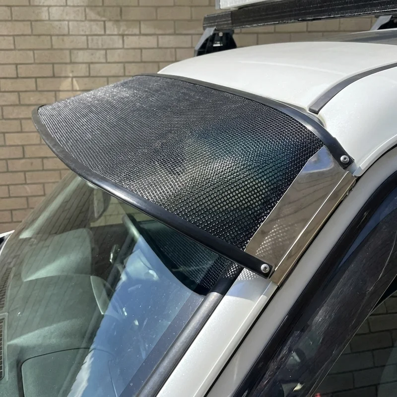 International 4700LP võrk-päikesevisiir tuuleklaasile (1990 - 2002) - 1