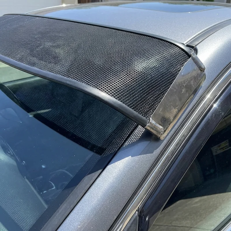 International 5900i Mesh Windscreen Sunvisor (2000 - 2017) - 1