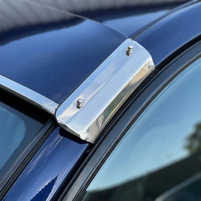 International 7500 Sunvisor Mounting Bracket Kit (2002 - 2020) - 1