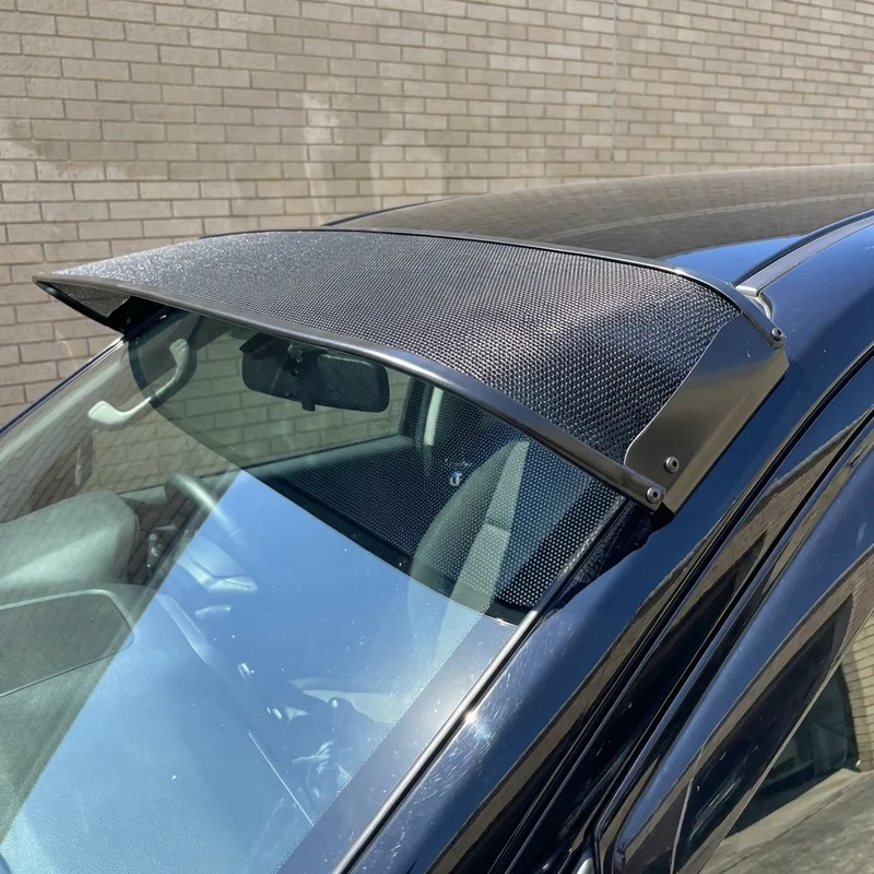 International 7700 Mesh Windscreen Sunvisor (2005 - 2007) - 1