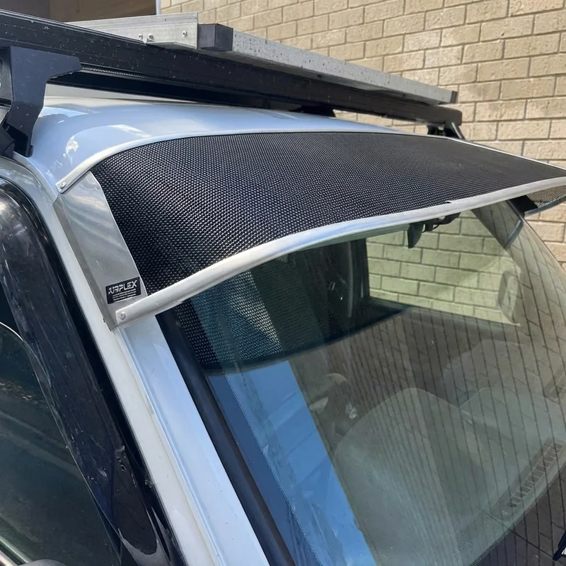 International 8300 Netz-Windschutzscheiben-Sonnenblende (1989 - 1994) - 1