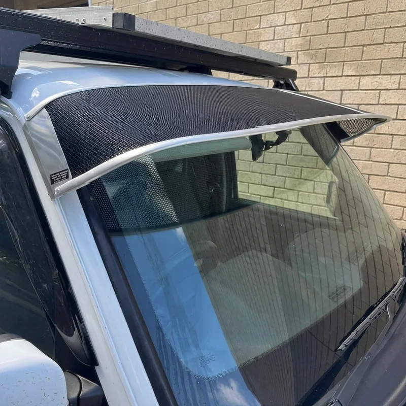 International 9200i SBA Mesh Windscreen Sunvisor (2000 - 2011) - 1