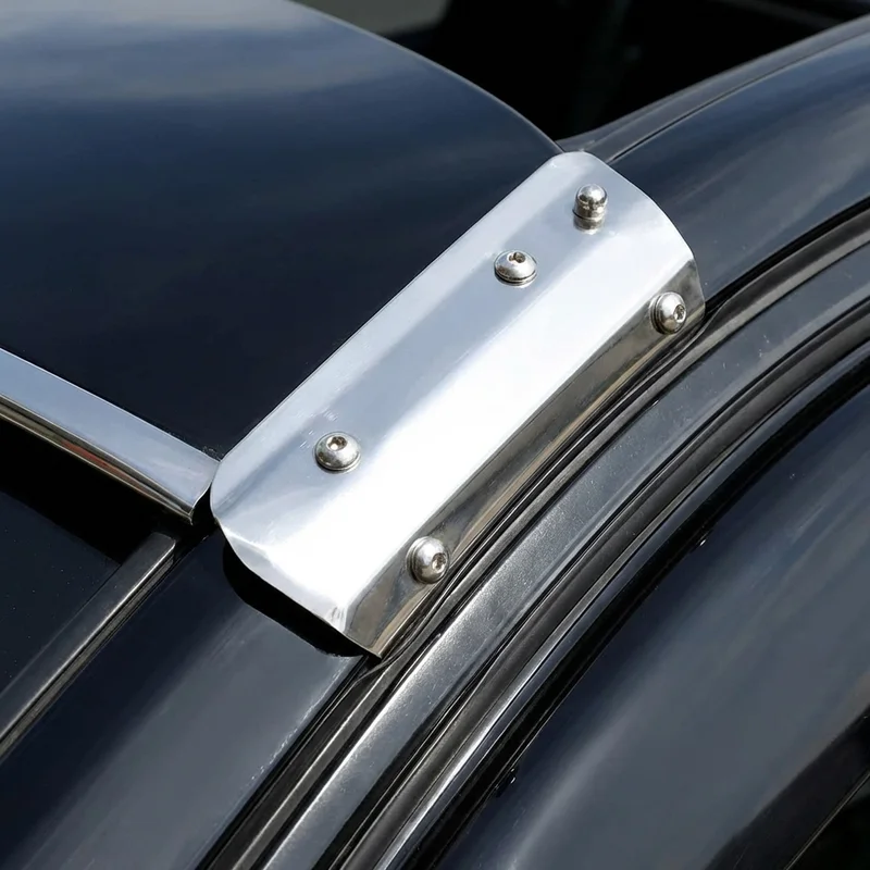 Kit suporturi montaj parasolar International CXT (2005 - 2008) - 1