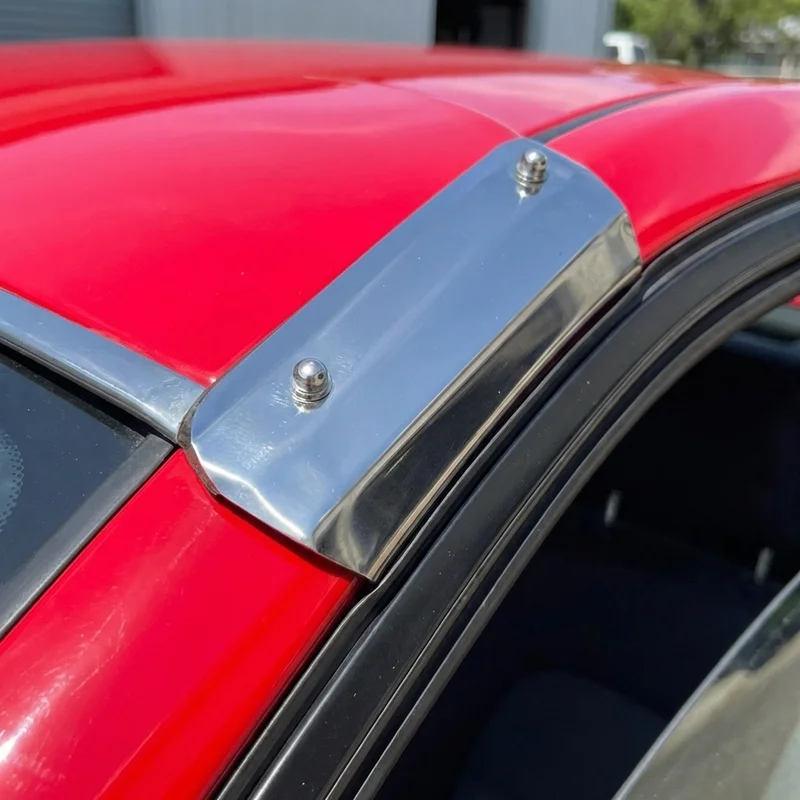 International HV513 Sunvisor Mounting Bracket Kit (2019 - 2022) - 1