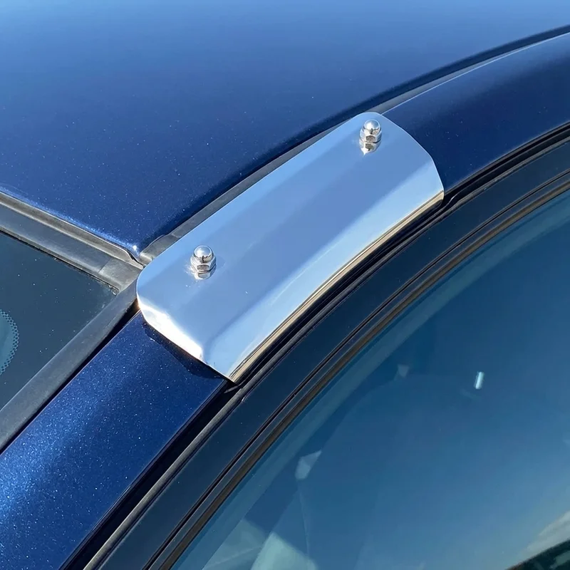 International HX615 Sunvisor Mounting Bracket Kit (2017 - 2022) - 1