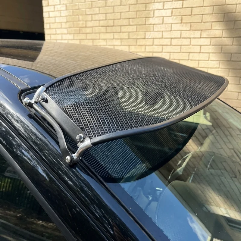 International HX615 Mesh Windscreen Sunvisor (2017 - 2022) - 1