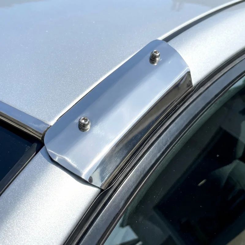 International S1954 Sunvisor Mounting Bracket Kit (1989 - 1990) - 1