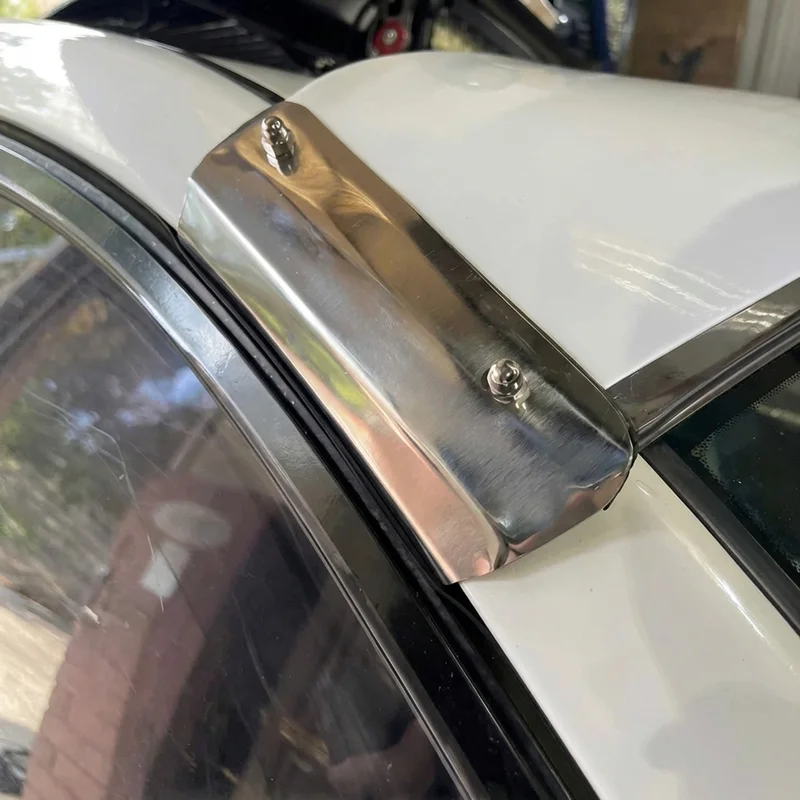 International S2155 Sunvisor Mounting Bracket Kit (1989 - 1989) - 1