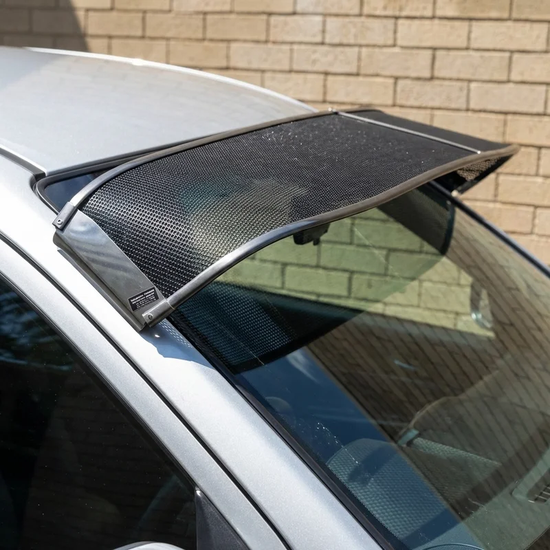 Siatkowa osłona na szybę Isuzu Axiom (2002 - 2004) - 1