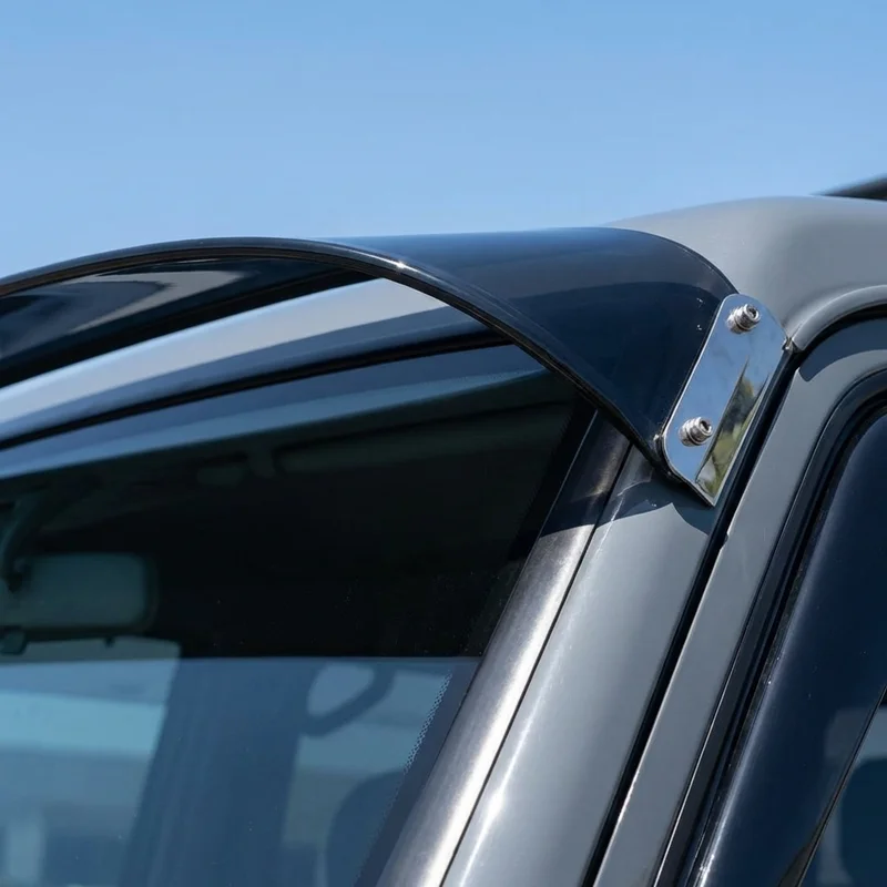 Parasole Rigido in Acrilico per Parabrezza Isuzu ELF 600 (2019 - 2020) - 1