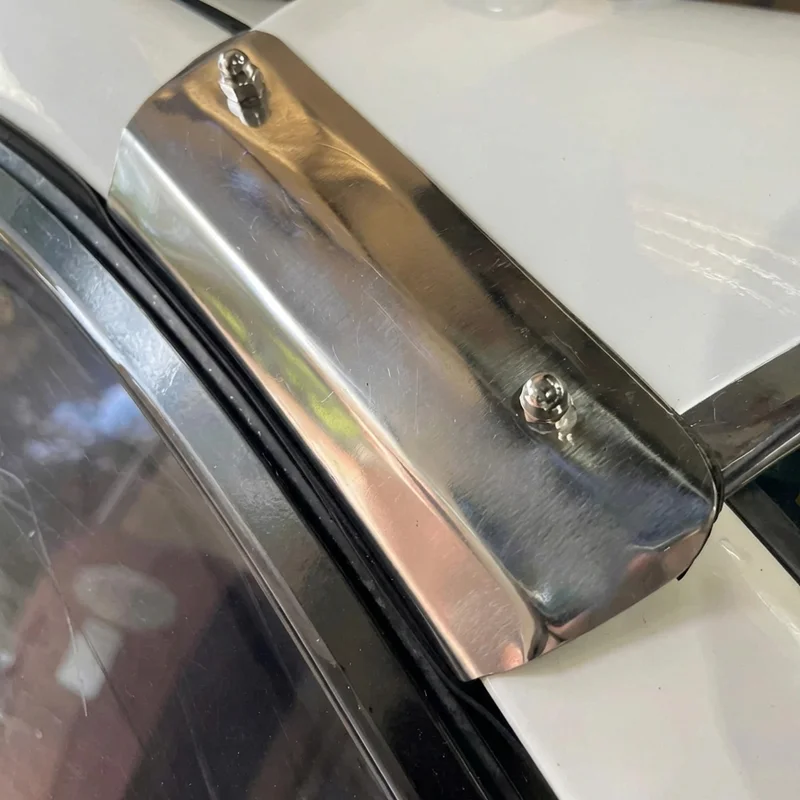 ชุดขายึดบังแดด Isuzu Forward 1100 (2019 - 2020) - 1