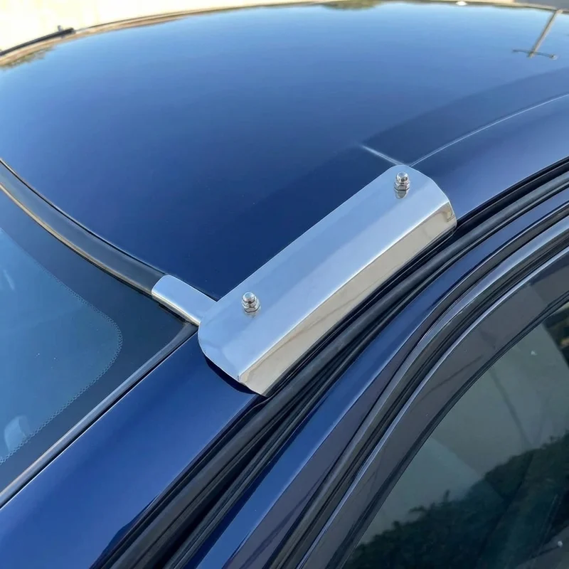 Zestaw uchwytów montażowych do osłony Isuzu Forward 1400 (2019 - 2020) - 1