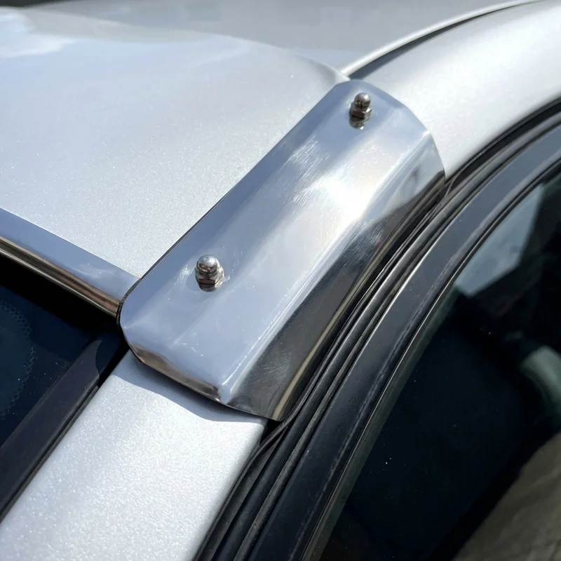 Isuzu FVR Sunvisor Mounting Bracket Kit (1997 - 2011) - 1