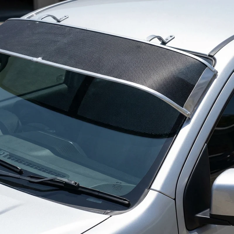 บังแดดกระจกหน้ารถแบบตาข่าย Isuzu HVR (2005 - 2008) - 1