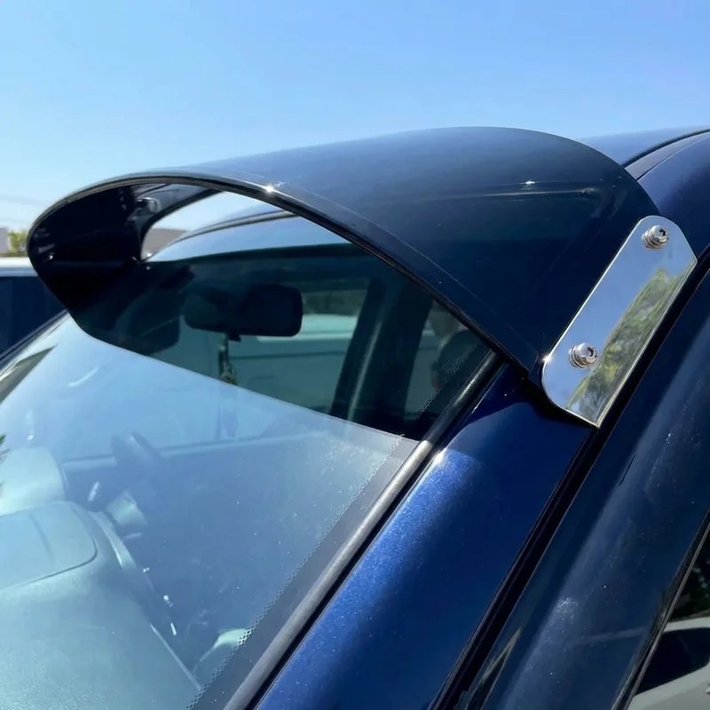 บังแดดกระจกหน้ารถอะคริลิกทึบ Isuzu HVR (2005 - 2008) - 1