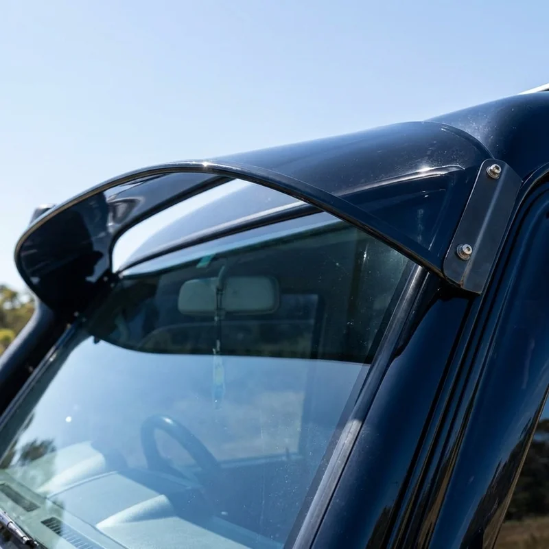 Isuzu Rodeo Sport Solid Acrylic Windscreen Sunvisor (2001 - 2003) - 1