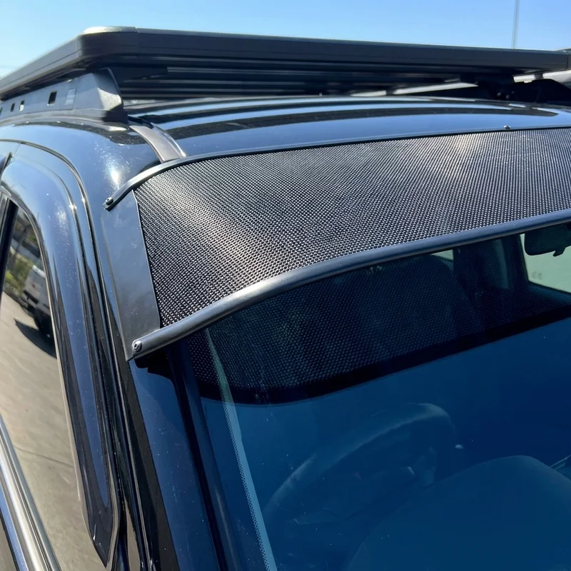 Jeep Commander Gaas Windschermzonneklep (2006 - 2010) - 1