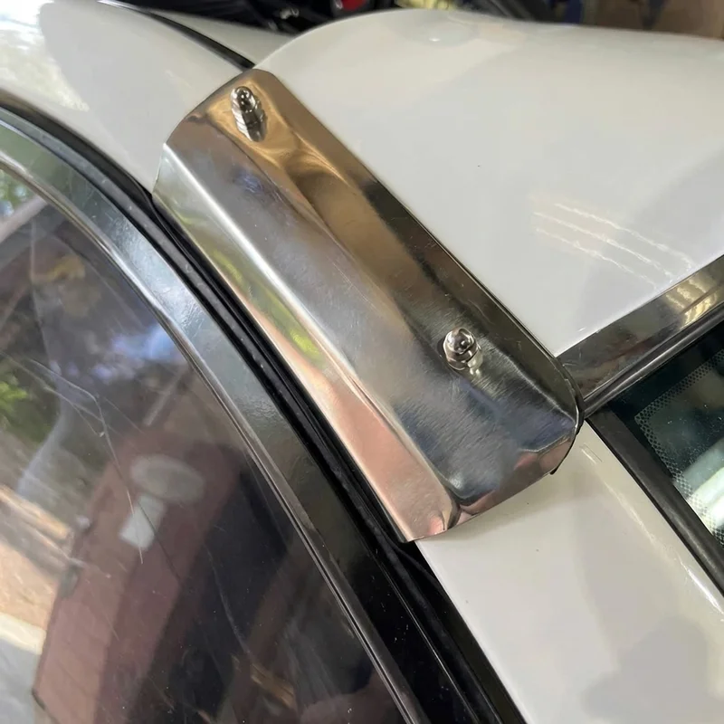 Kenworth K130 Sonnenblenden-Halterungsset (1987 - 1993) - 1