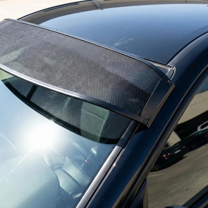 Land Rover Defender 110 Mesh Windscreen Sunvisor (1993 - 2024) - 1