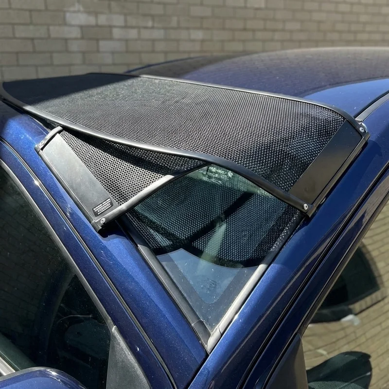 Land Rover Discovery Sport Mesh Windscreen Sunvisor (2015 - 2024) - 1