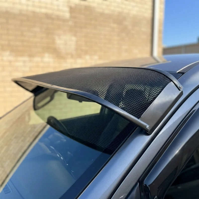 Land Rover Range Rover Mesh Windscreen Sunvisor (1970 - 2022) - 1