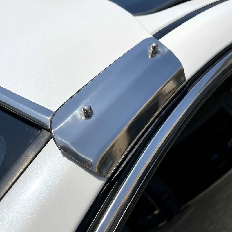 Leisure Travel Unity Sunvisor Mounting Bracket Kit (2019 - 2023) - 1