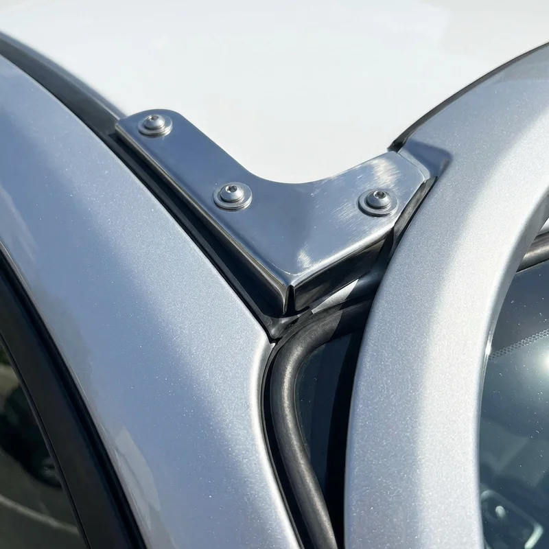 Mack Pinnacle Sunvisor Mounting Bracket Kit (2018 - 2020) - 1