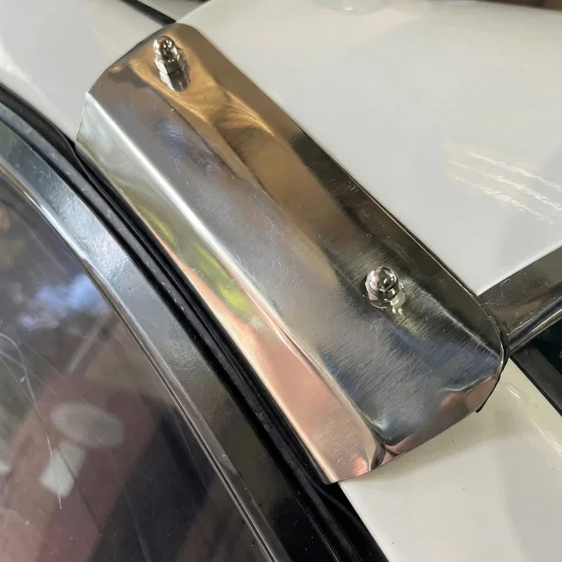 Marmon Herrington 57 Glider Sunvisor Mounting Bracket Kit (1989 - 1997) - 1