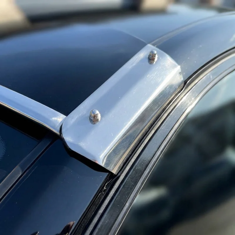 Maserati Indy Sonnenblenden-Halterungsset (1971 - 1974) - 1