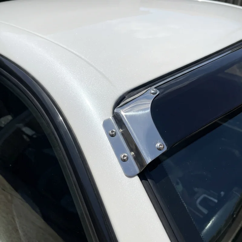 Mazda 5 Sunvisor Mounting Bracket Kit (2006 - 2017) - 1