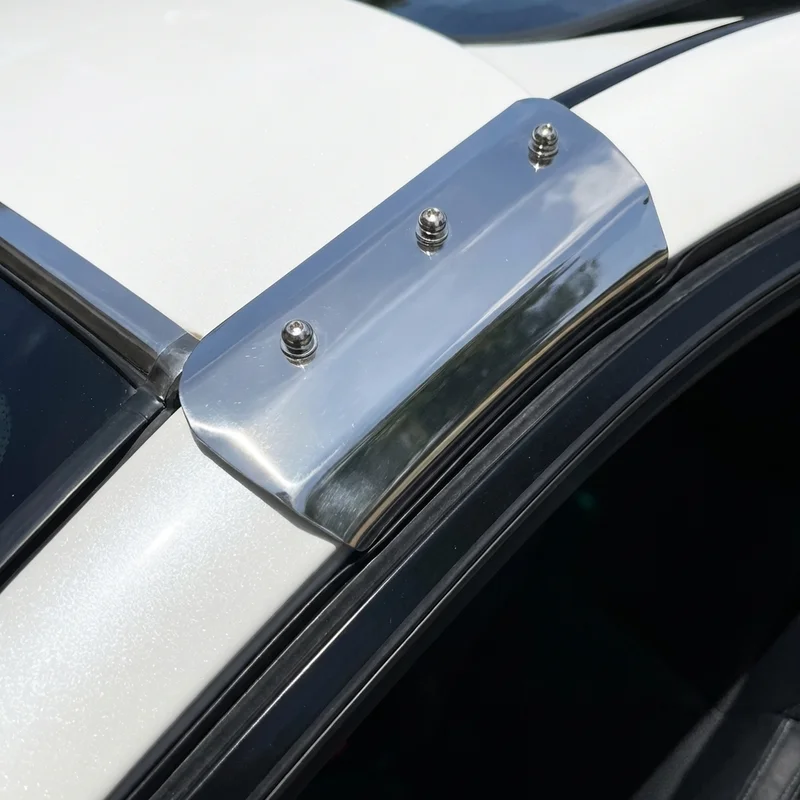 Kit de Suporte pra Viseira de Para-brisa Mazda RX 4 (1974 - 1978) - 1