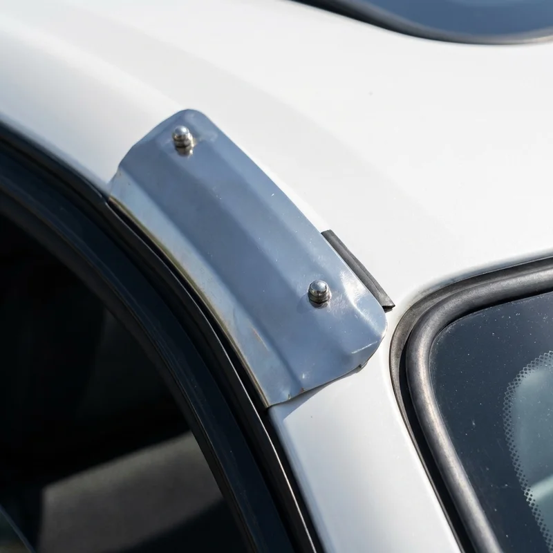 Kit de Fixation Pare-Soleil Mercedes Benz GLA180 (2016 - 2018) - 1